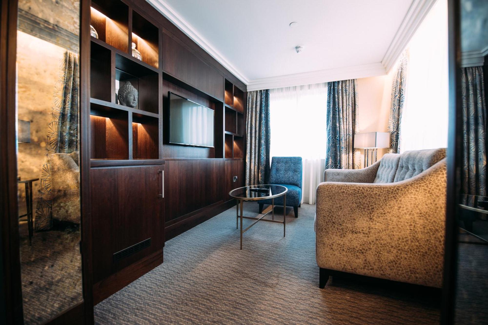 Crowne Plaza - Belfast By Ihg Hotel Exterior photo